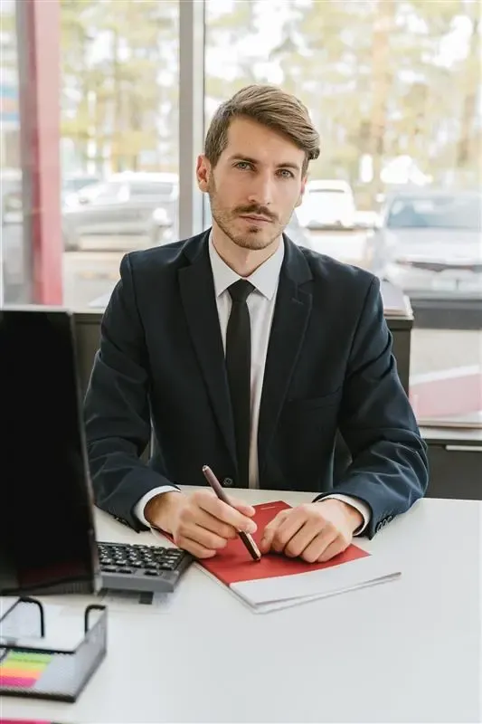 Remi K. - Operations Manager